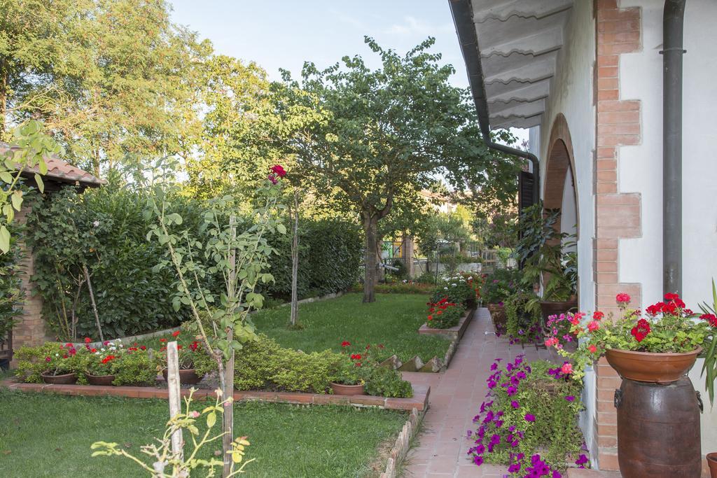La Casa Di Gigliola Monticiano Exterior foto