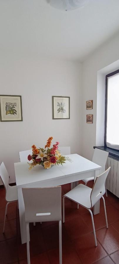 La Casa Di Gigliola Monticiano Exterior foto