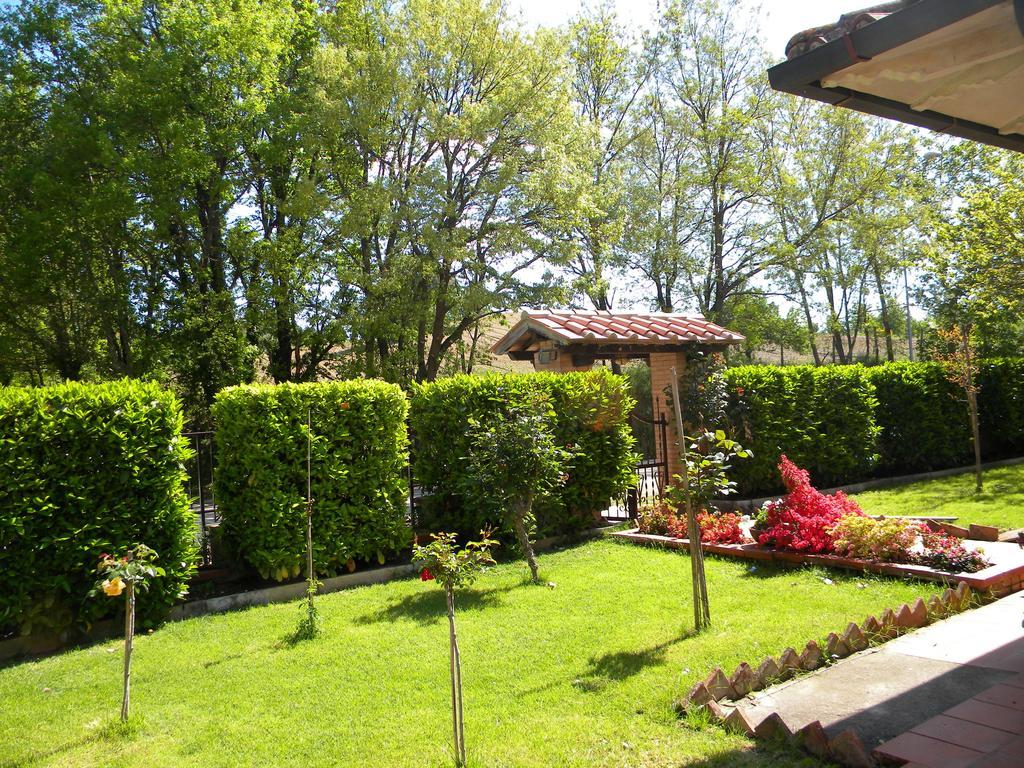 La Casa Di Gigliola Monticiano Exterior foto