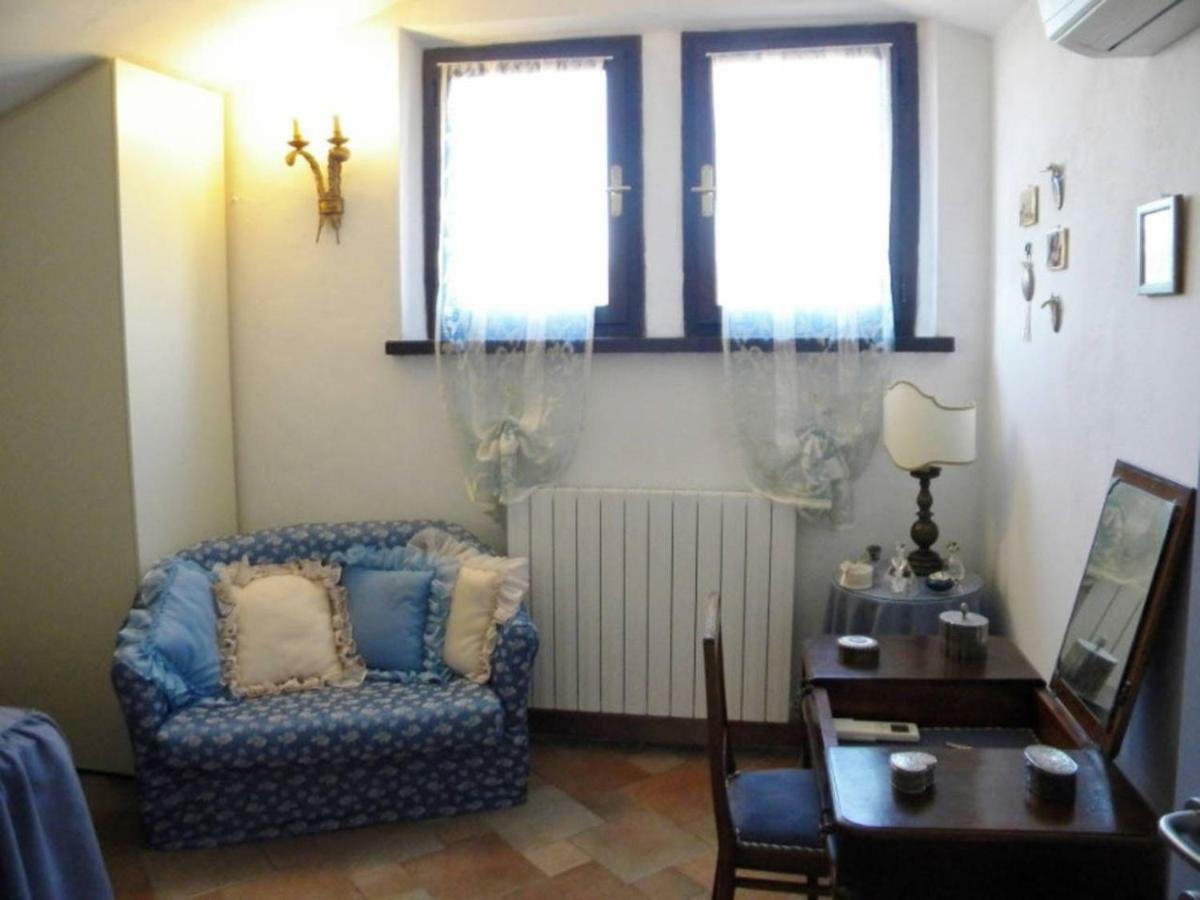 La Casa Di Gigliola Monticiano Exterior foto