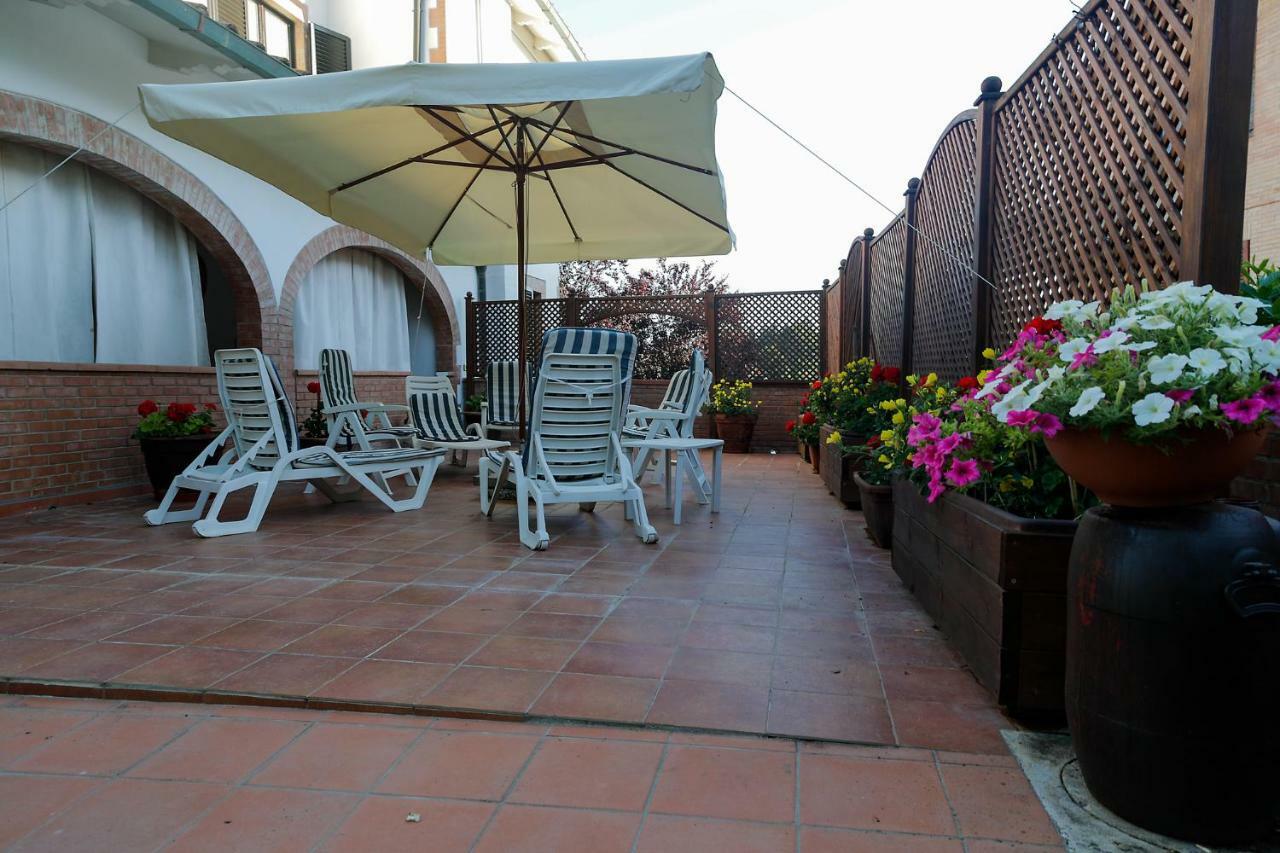 La Casa Di Gigliola Monticiano Exterior foto