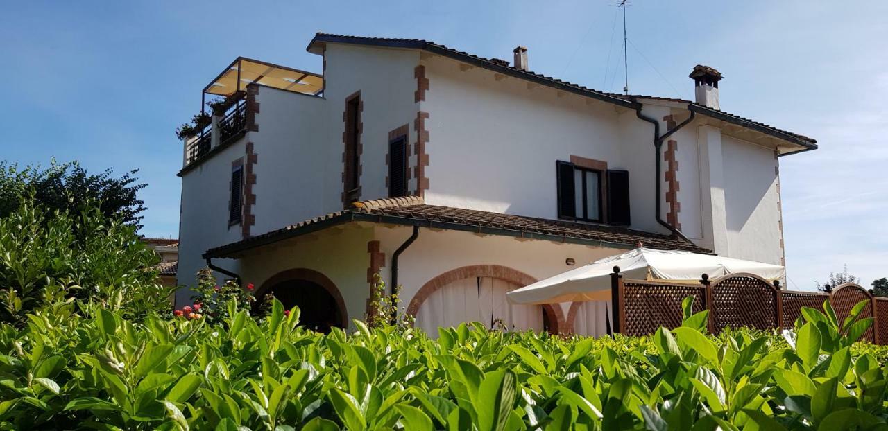 La Casa Di Gigliola Monticiano Exterior foto